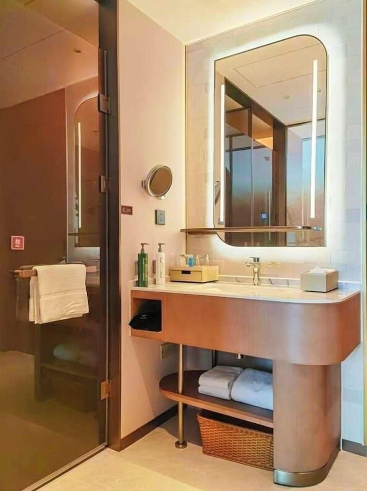 Hilton Garden Inn Zhongshan South Room, 2 Twin Beds 4