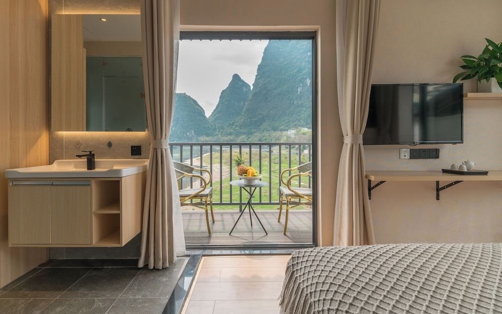 City Double Room, Balcony, River View