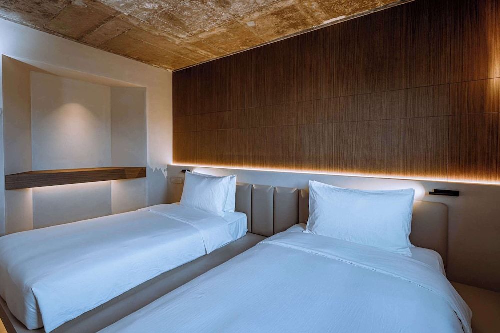 Luxury Twin Room