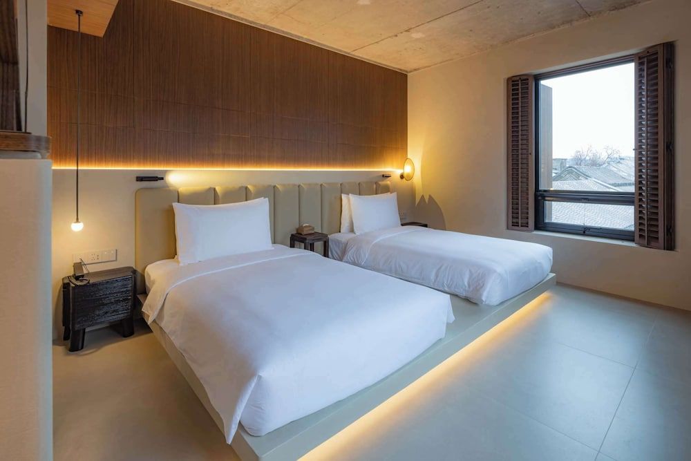 Luxury Twin Room