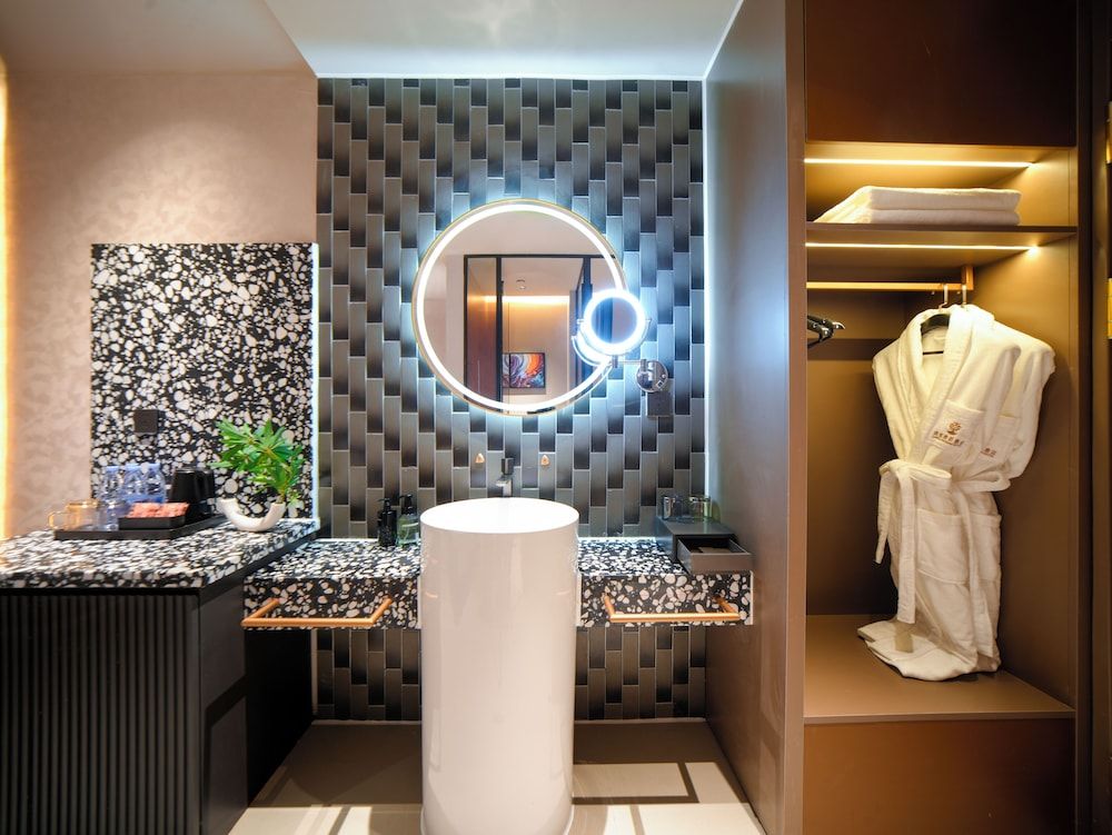 chongqinglangxidujiajiudian Comfort Twin Room, Courtyard View 2