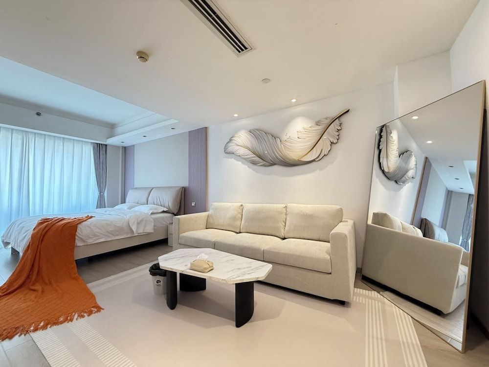 Yoki shimao international apartment Elite Double Room, 1 Queen Bed, Patio, City View