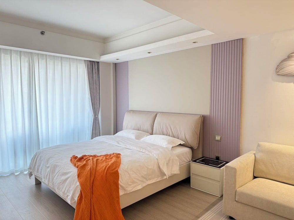 Yoki shimao international apartment Elite Double Room, 1 Queen Bed, Patio, City View 6