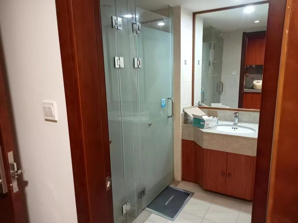 GuangPo MeiYa Homestay LingShui Deluxe Apartment, Garden View 3