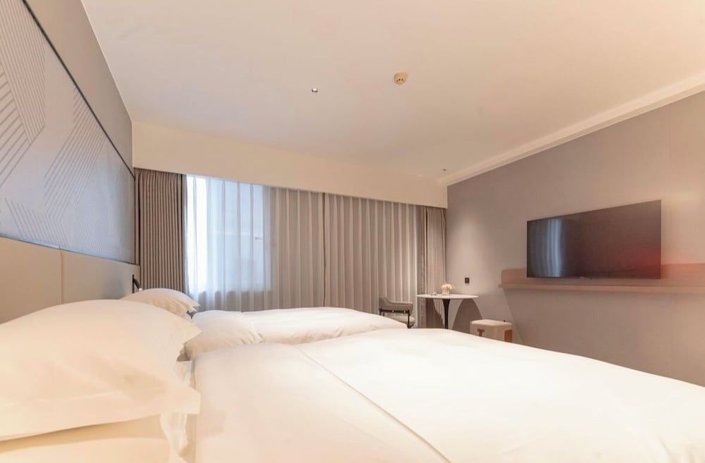 Twin Room, River View