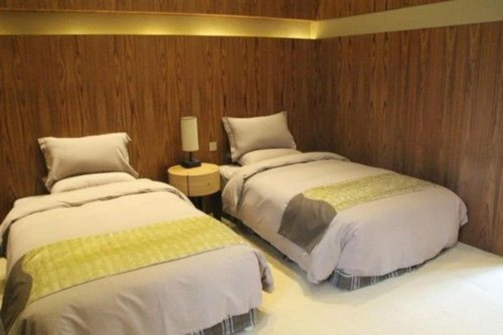 Business Twin Room
