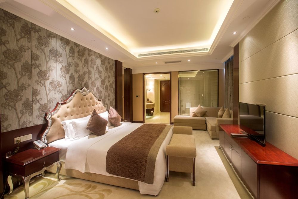 Superior Suite