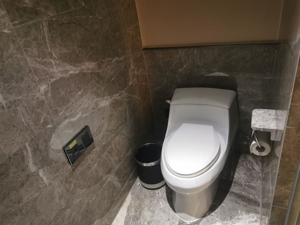 Kaleiston Hotel Luxury Twin Room, City View 9