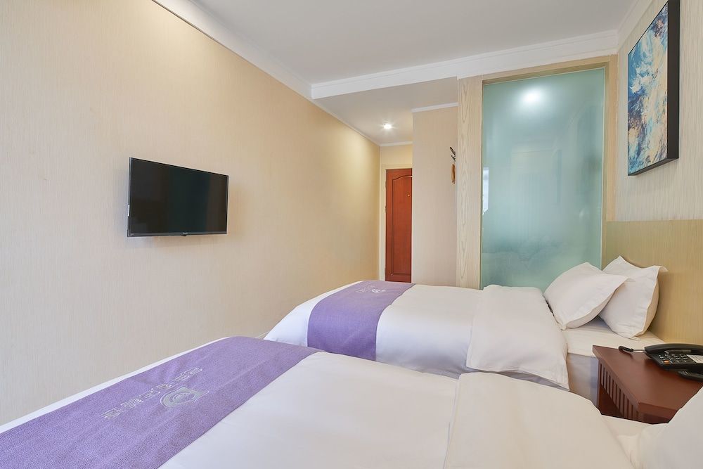 Twin Room (Mainland Chinese Citizen Only)