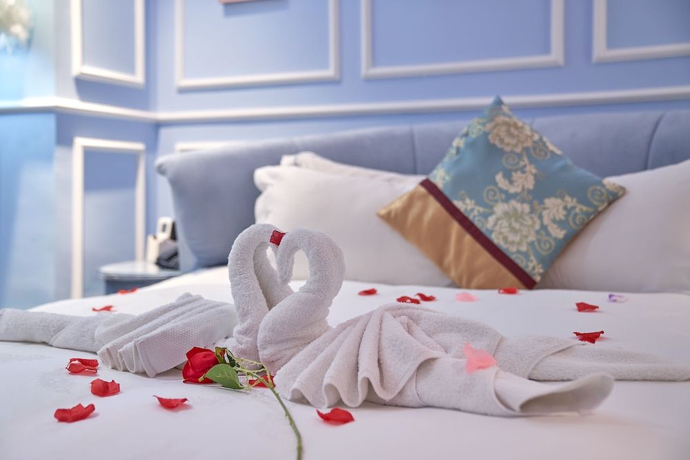 Design Room, 1 Queen Bed(D)
