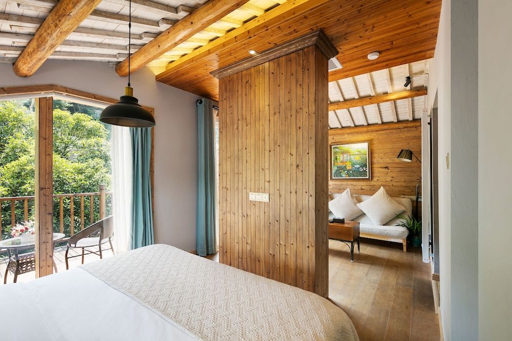 Comfort Queen Room, Balcony