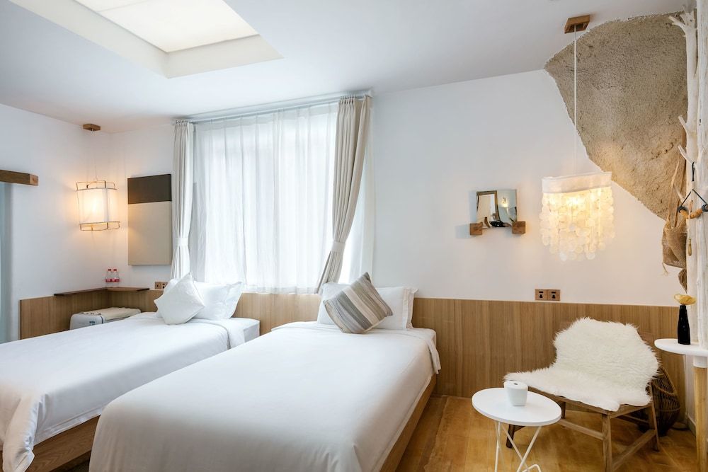Design Twin Room