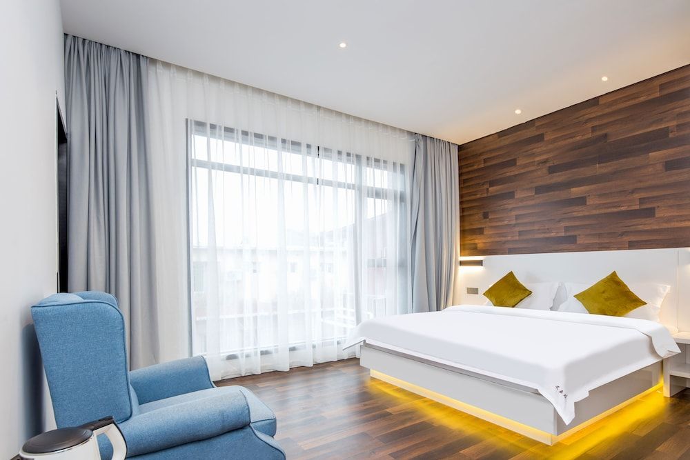Design Room, 1 Queen Bed