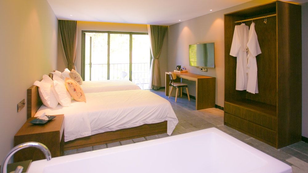 Mountain View Suite,Three bedrooms