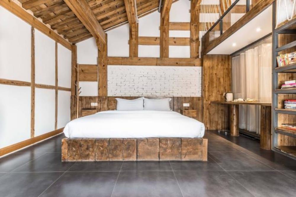 Deluxe Suite (Mainland China Citizen Only)