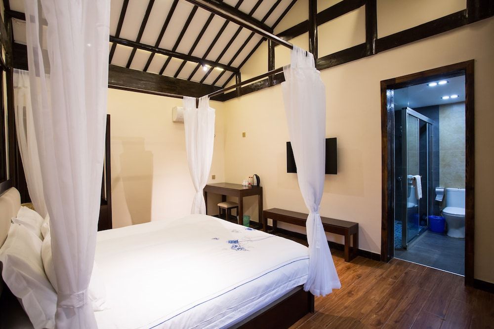 Basic Double Room