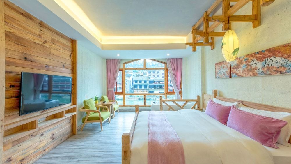 Honeymoon Double Room, River View