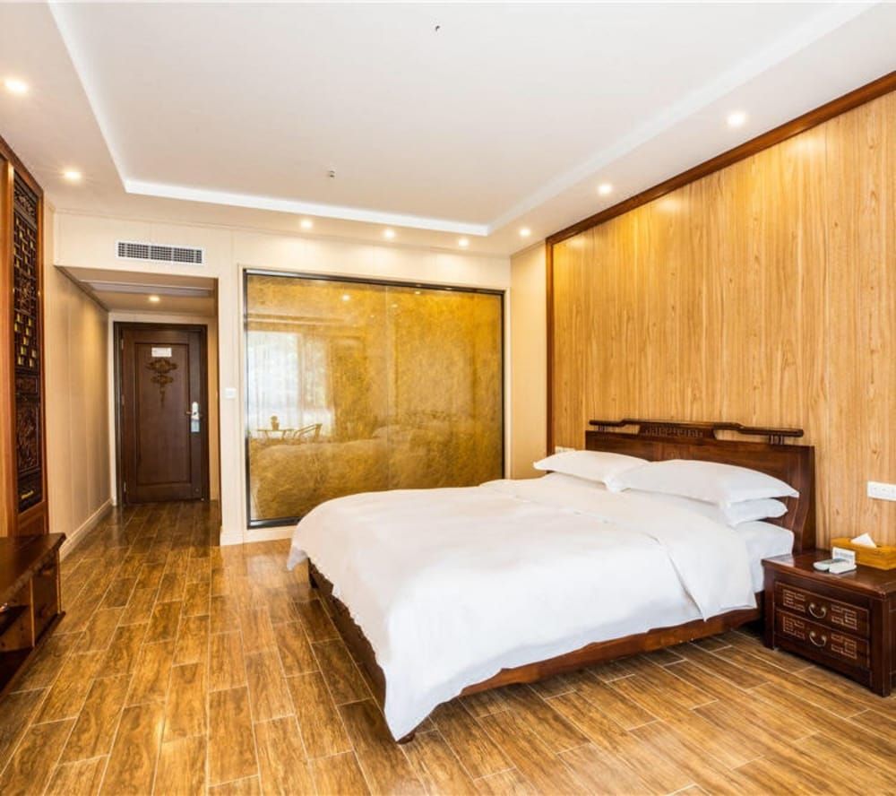 Double Room, Mountain View