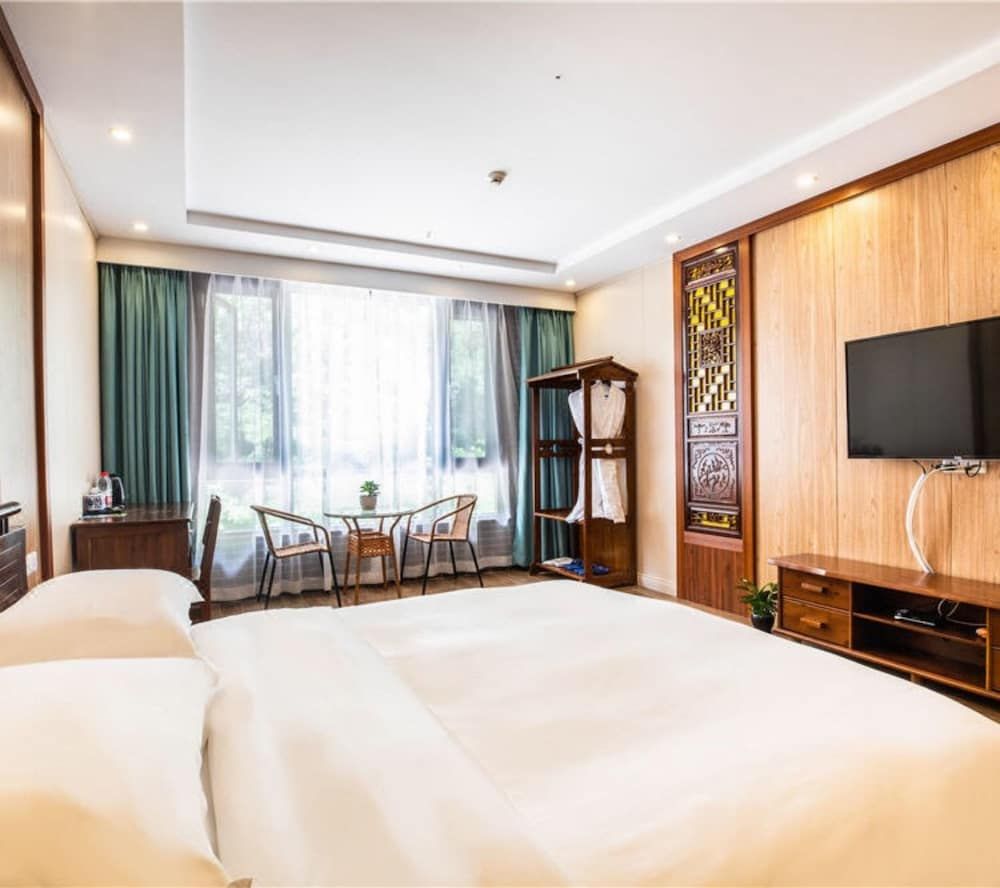 Double Room, Mountain View