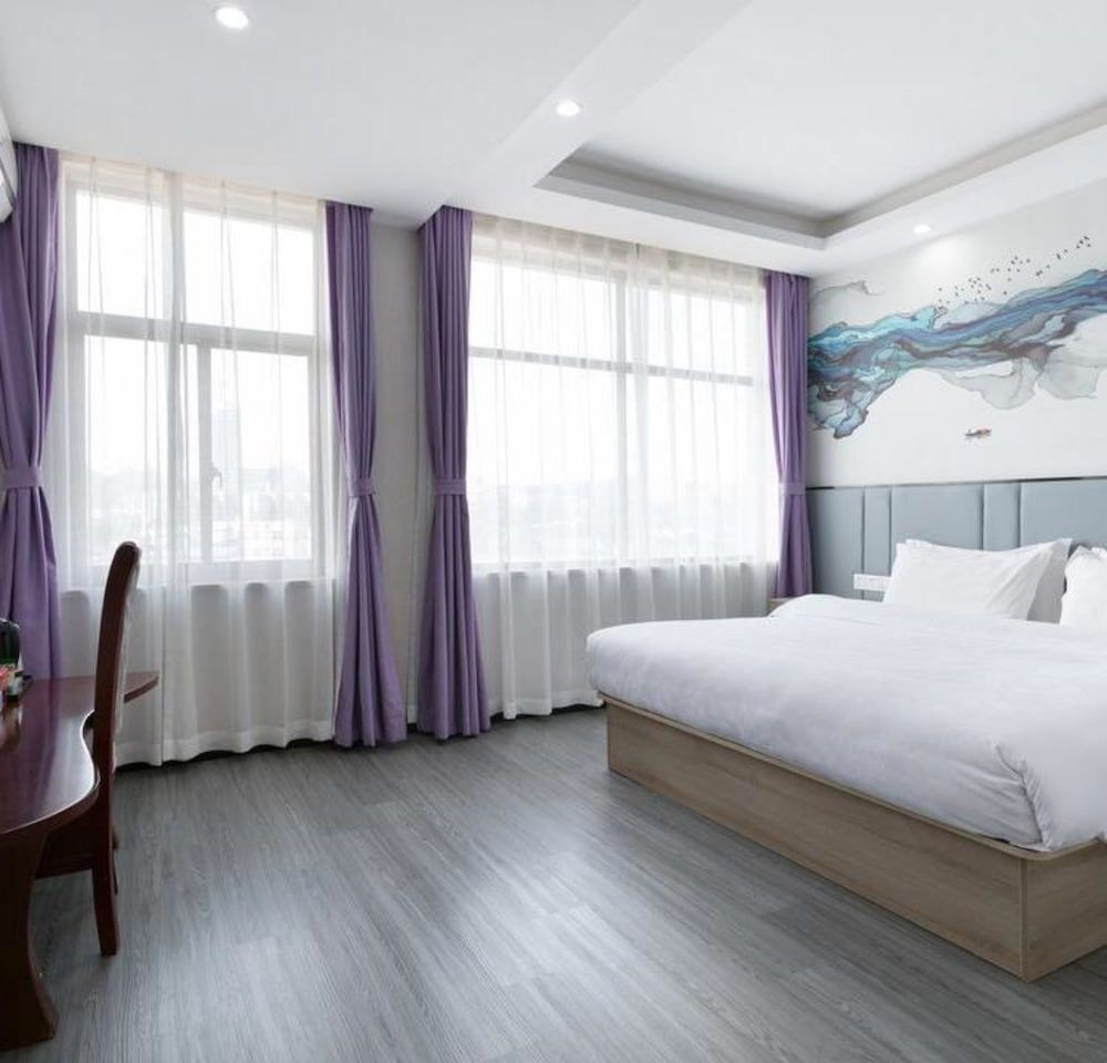 Deluxe Double Room (Mainland Chinese Citizen Only)