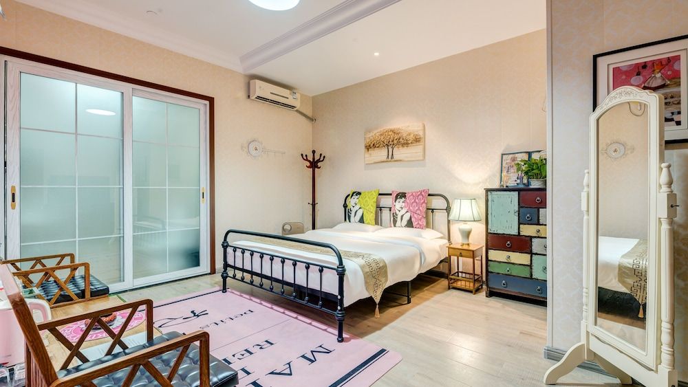 Classic Double Room (No Window Mainland-Chinese Citizen Only)