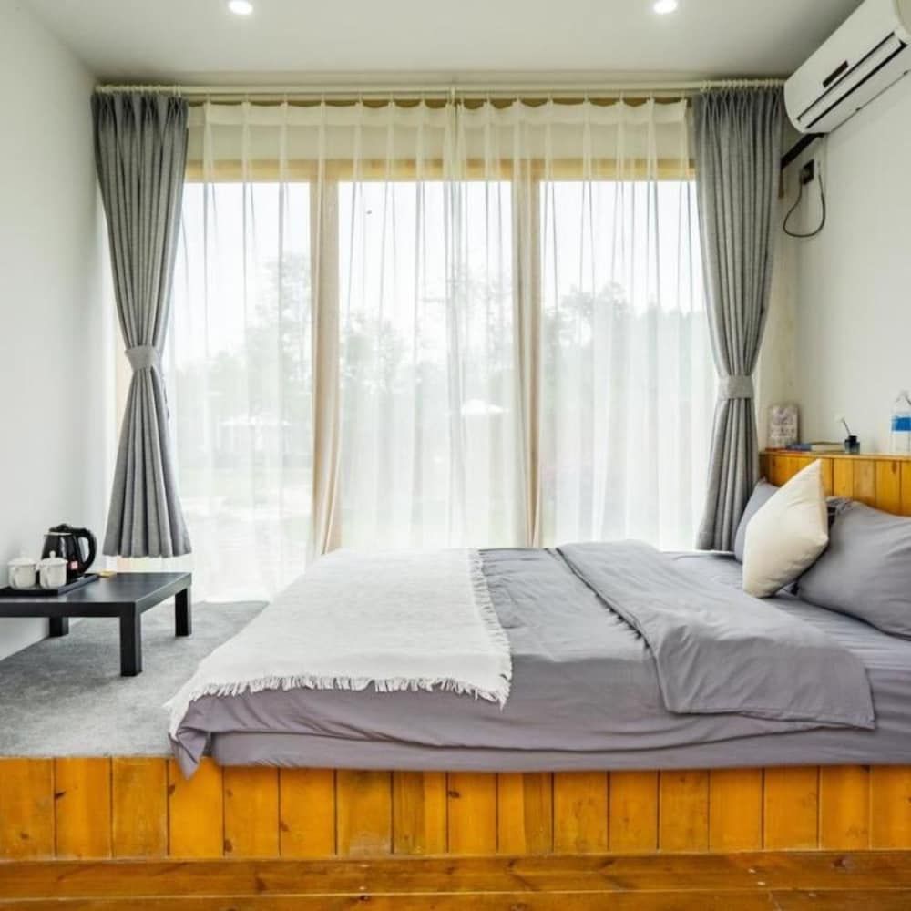 House (Mainland Chinese Citizen Only)