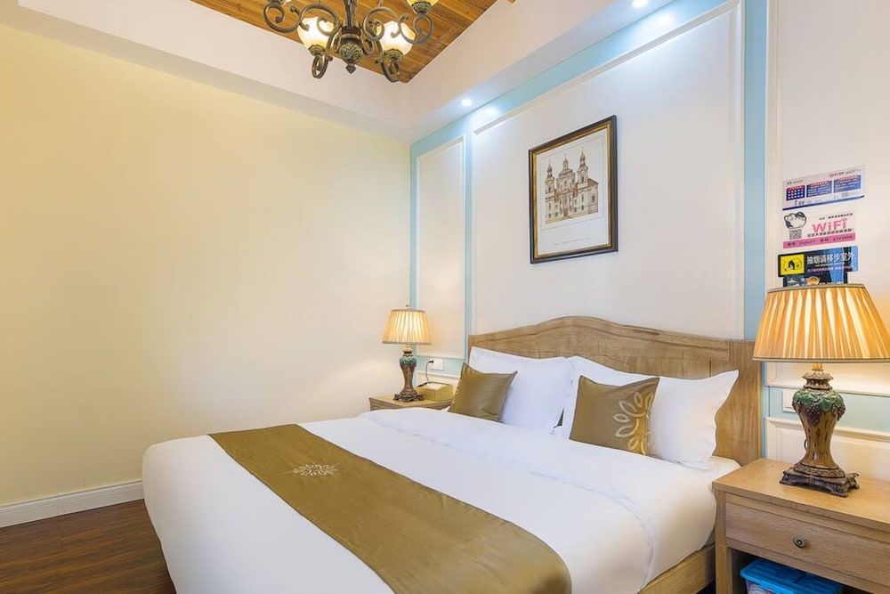 Classic Double Room