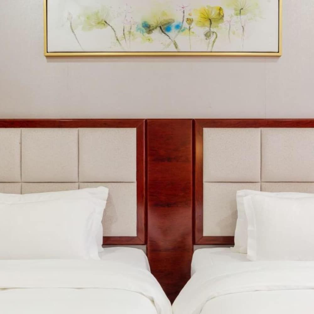 Design Twin Room