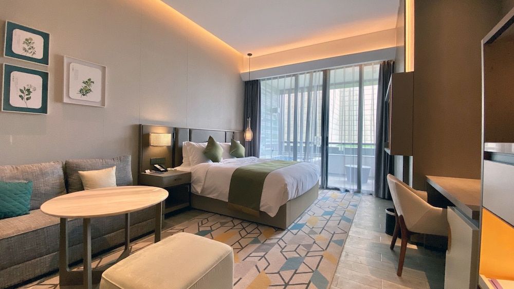 Standard Room, 1 King Bed