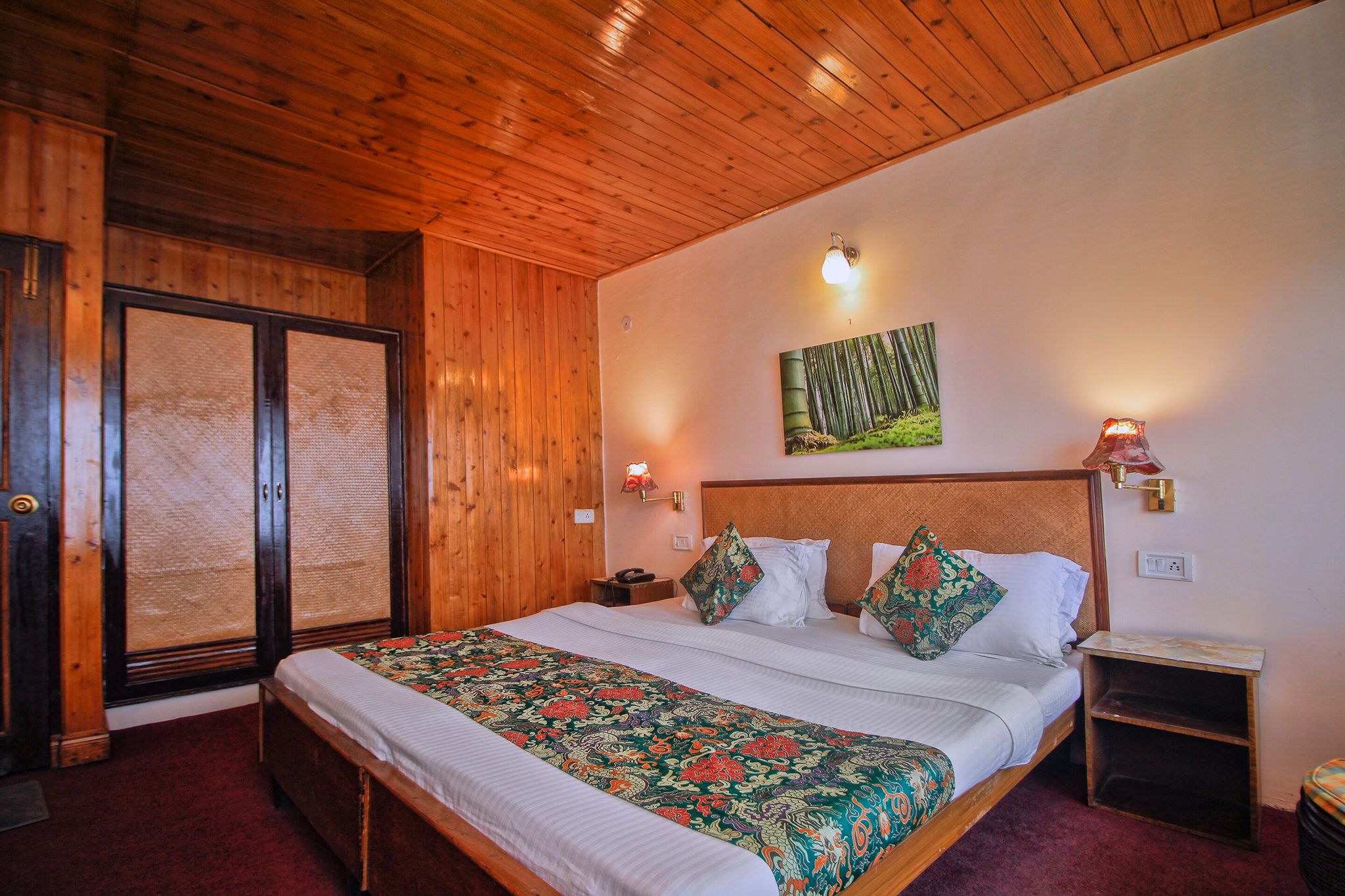 Jagjeet hotel pradhan darjeeeling Jagjeet Comfort Room 3