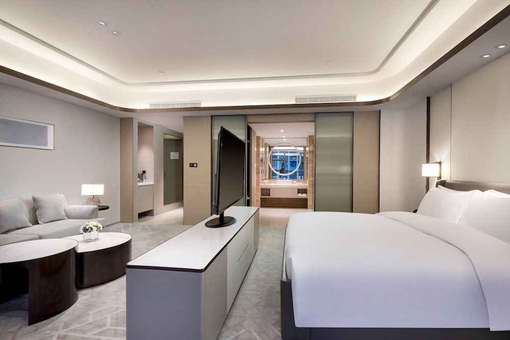 Premium Room, 1 King Bed