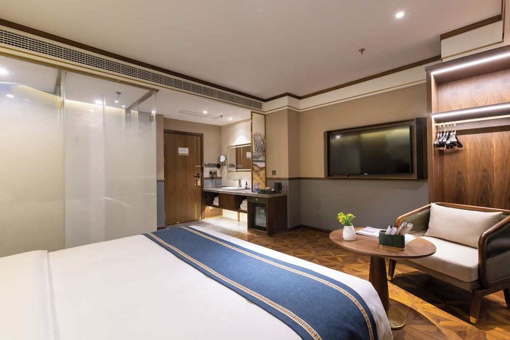 Business Double Room, 1 Queen Bed, Non Smoking