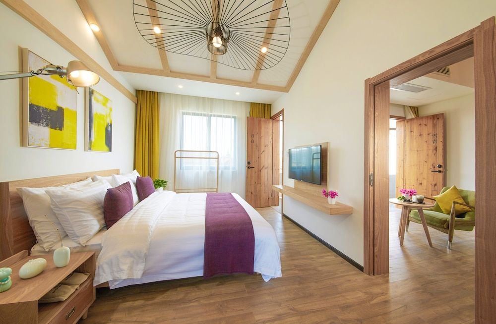 Family Loft, 2 Bedrooms, Connecting Rooms, Courtyard View