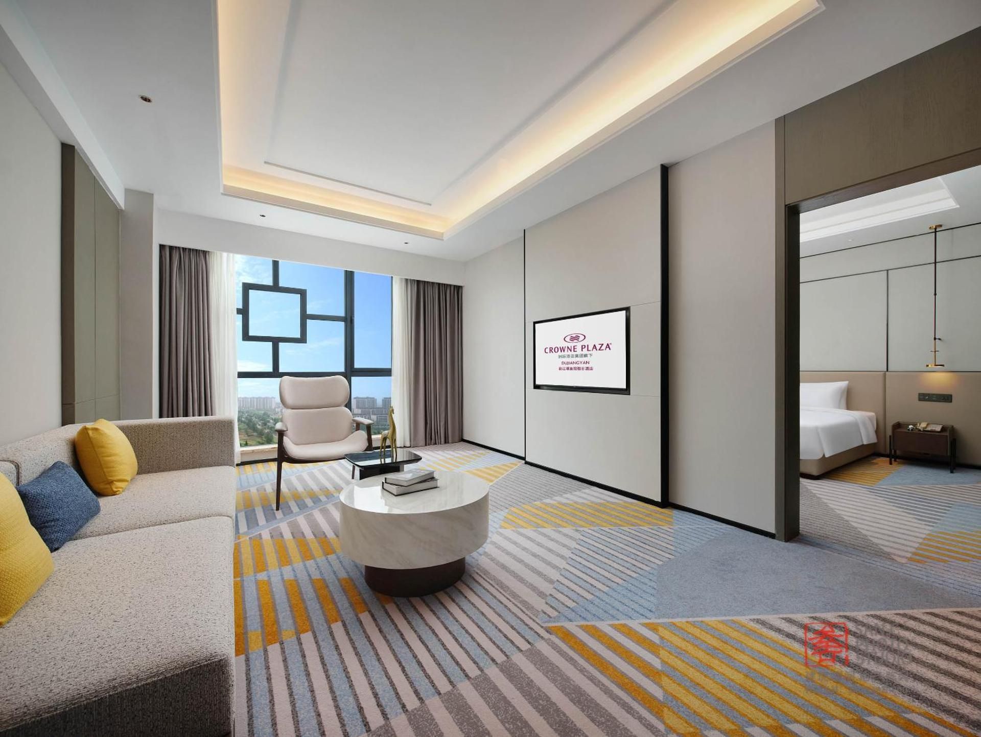 One-Bedroom King Suite