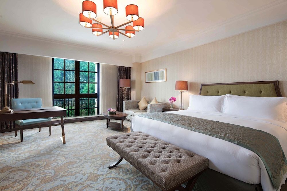 Luxury Room