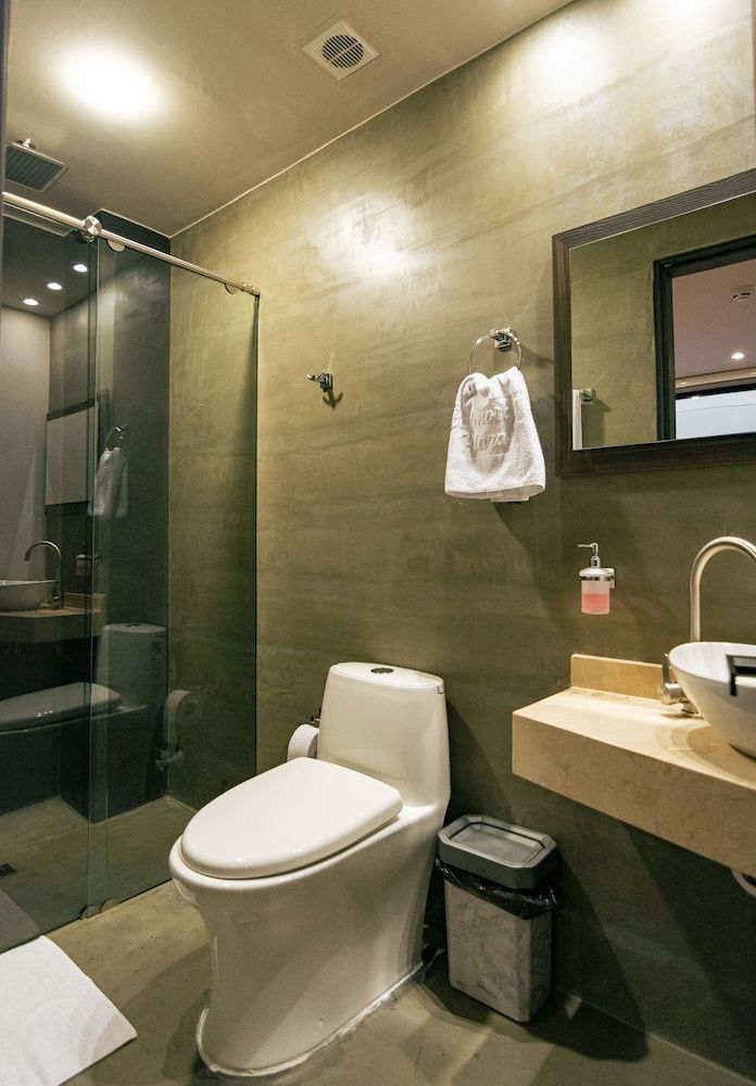 Hotel Balmoral Plaza Habitación Sencilla Superior 17