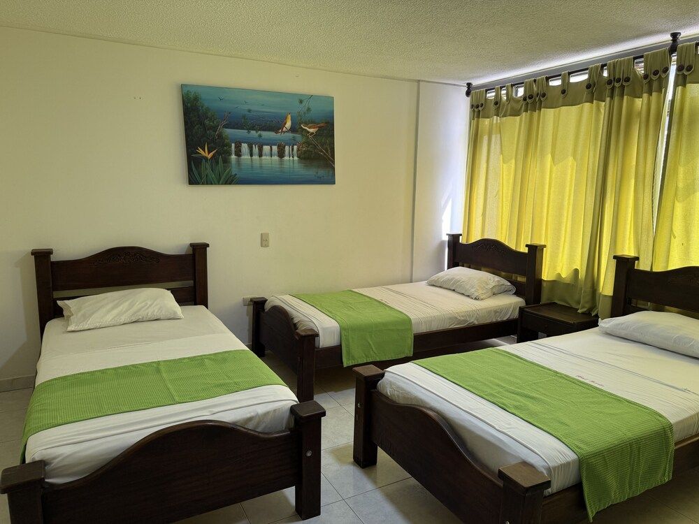 Hotel Inambu Comfort Triple Room, 3 Twin Beds