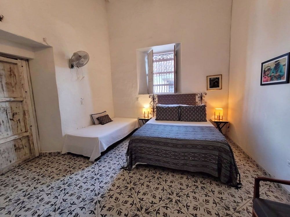 Casa Al Alma Deluxe Triple Room 5