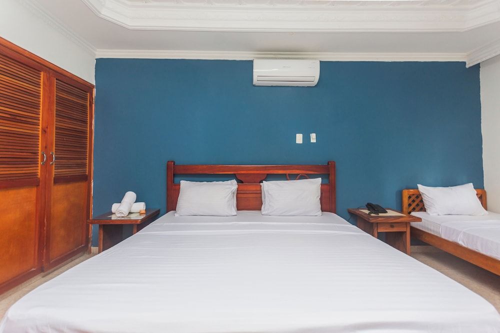 Standard Triple Room, Multiple Beds, Shower Grab Bars, Air conditioning