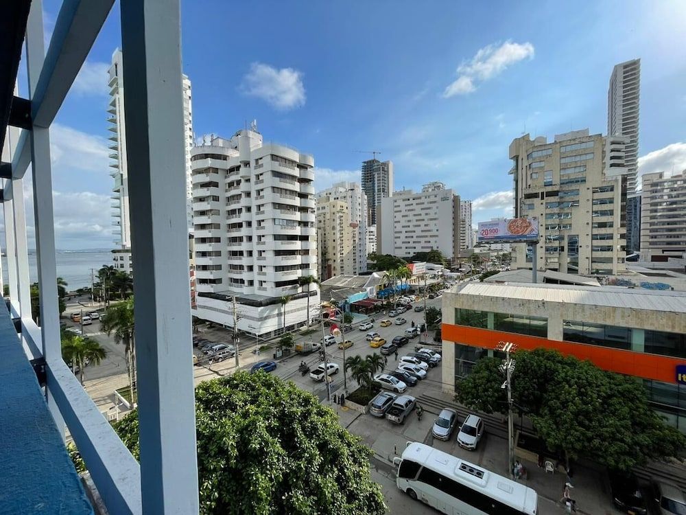 Apartamentos en Edificio Portofino ICDI Basic Apartment, 1 Bedroom, Air conditioning, City View 2