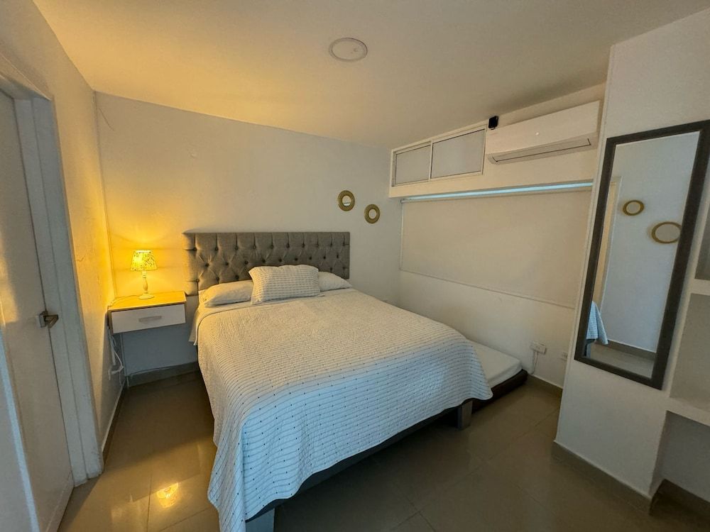 Apartamentos en Edificio Portofino ICDI Apartment, 1 Double Bed with Sofa bed, City View 2