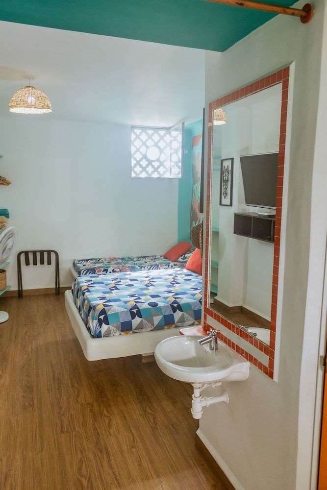 Francechys Apartments Family Apartment, Beachfront