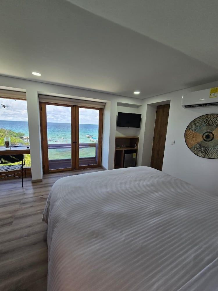 Junior Room, 2 Bedrooms, Sea View