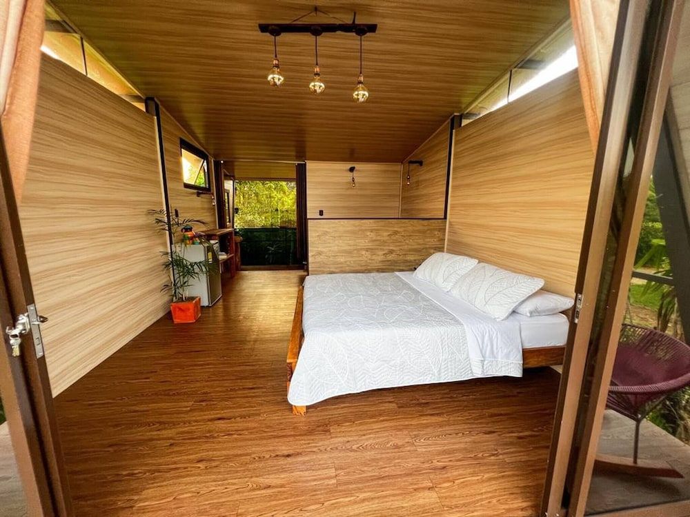 House, 1 Bedroom, Smoking, Balcony