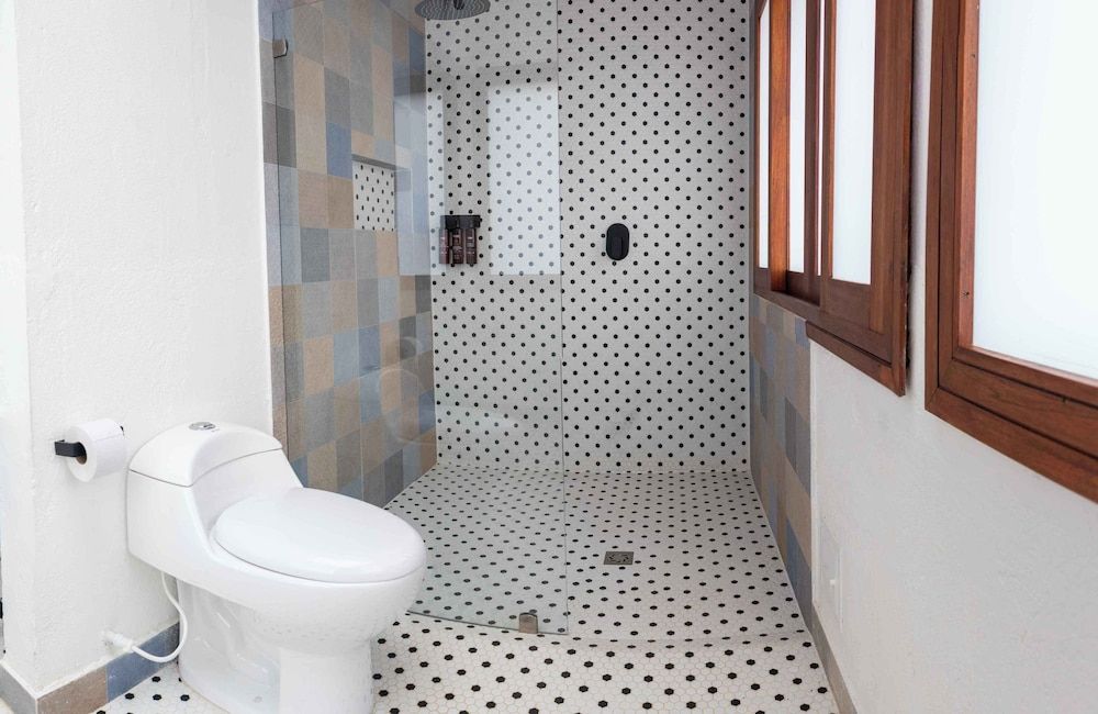 Autenthico Sajonia Hotel Aeropuerto Deluxe Room 10