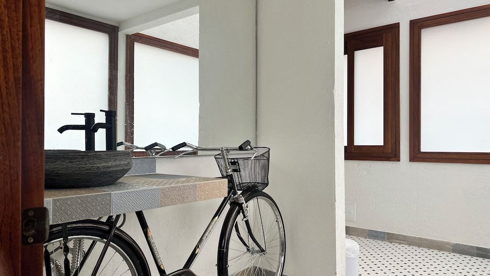 Autenthico Sajonia Hotel Aeropuerto Deluxe Room 12