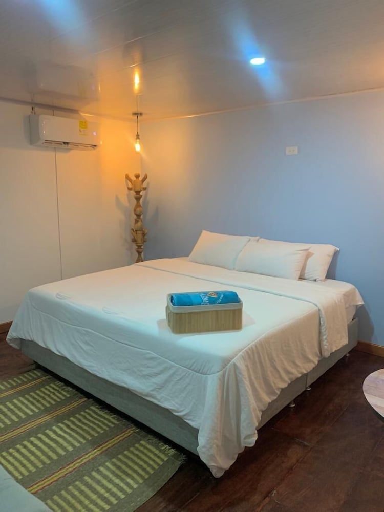 HOTEL PLAYA SURF BARÚ Deluxe Double Room, Balcony, Sea View 5