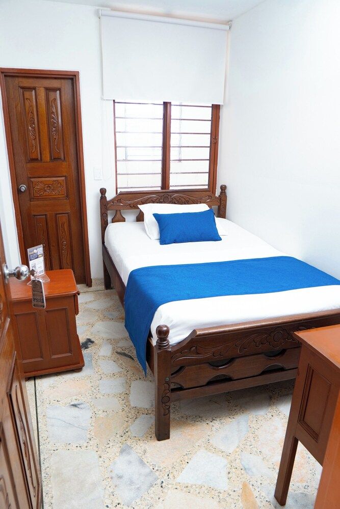 HOTEL STEVEN Single Room, Private Bathroom 4