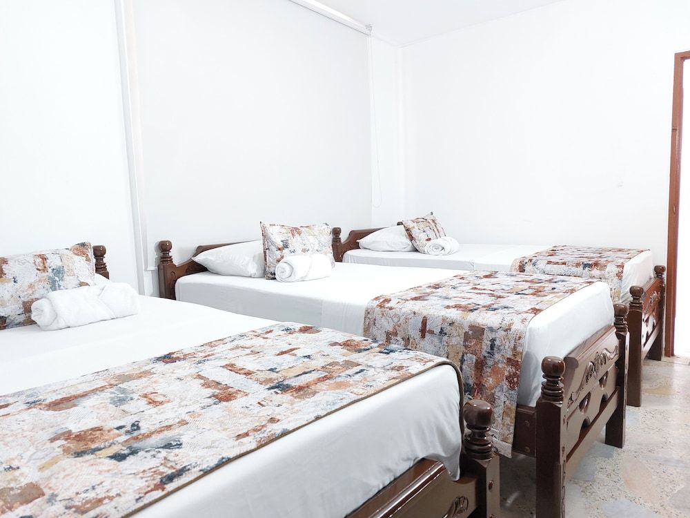 HOTEL STEVEN Triple Room, Private Bathroom 10