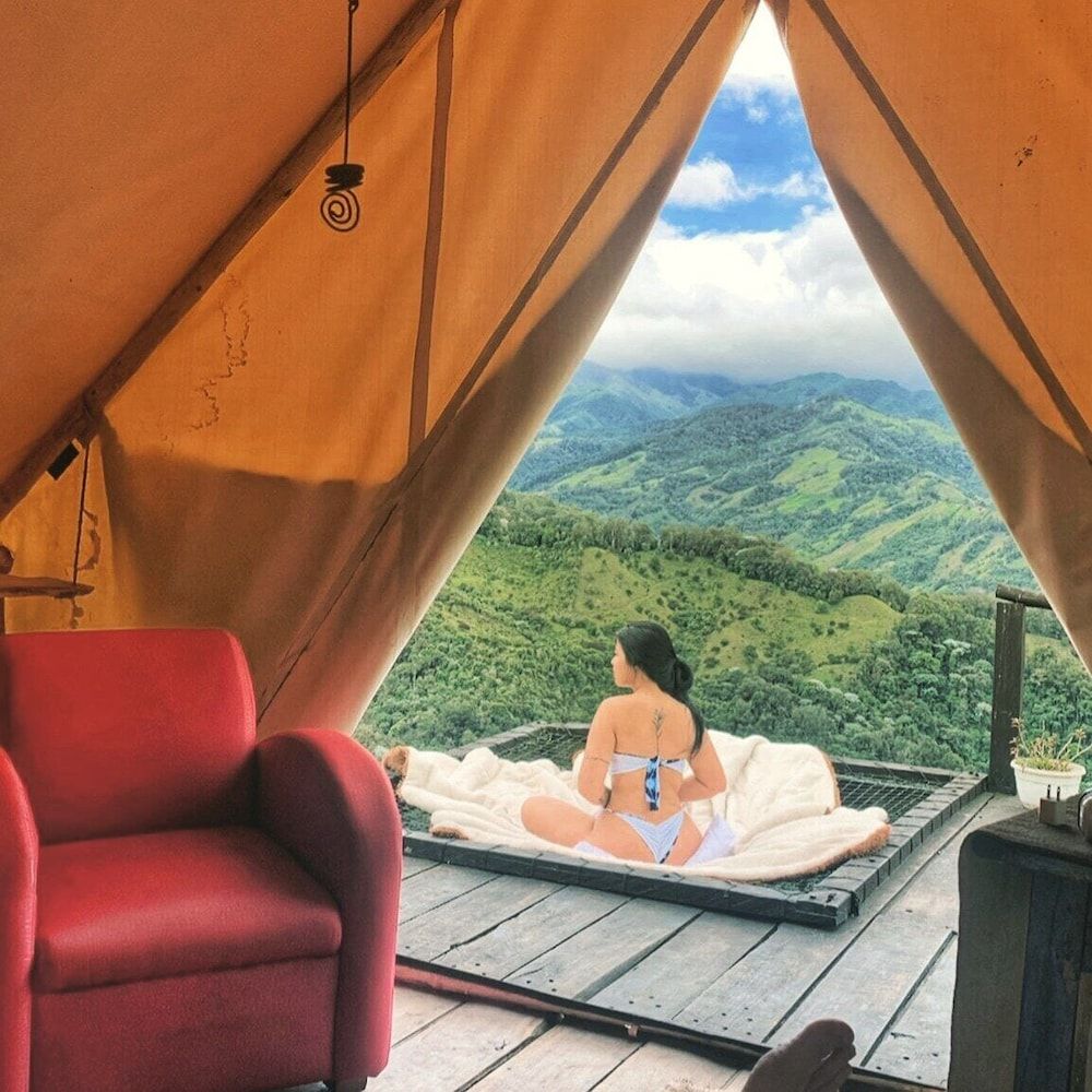 Glamping Rustiko Salento Panoramic Tent, Balcony, Mountain View 2